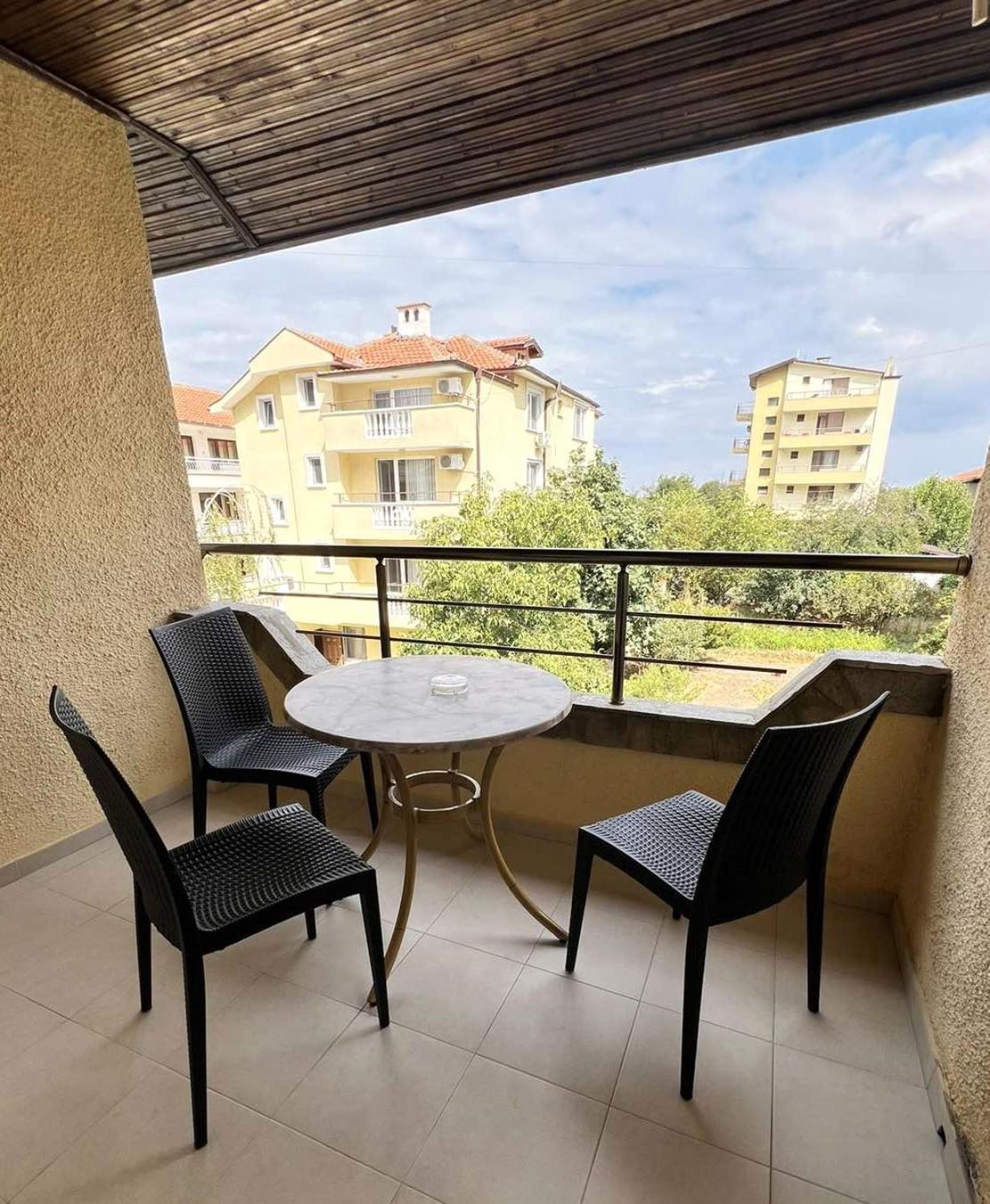 Paradise Chernomorets Exterior foto